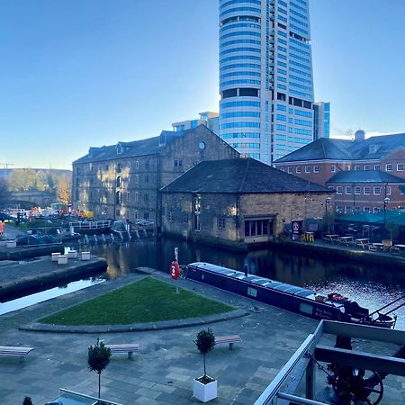 Doubletree By Hilton Leeds Hotel Leeds  Exterior foto