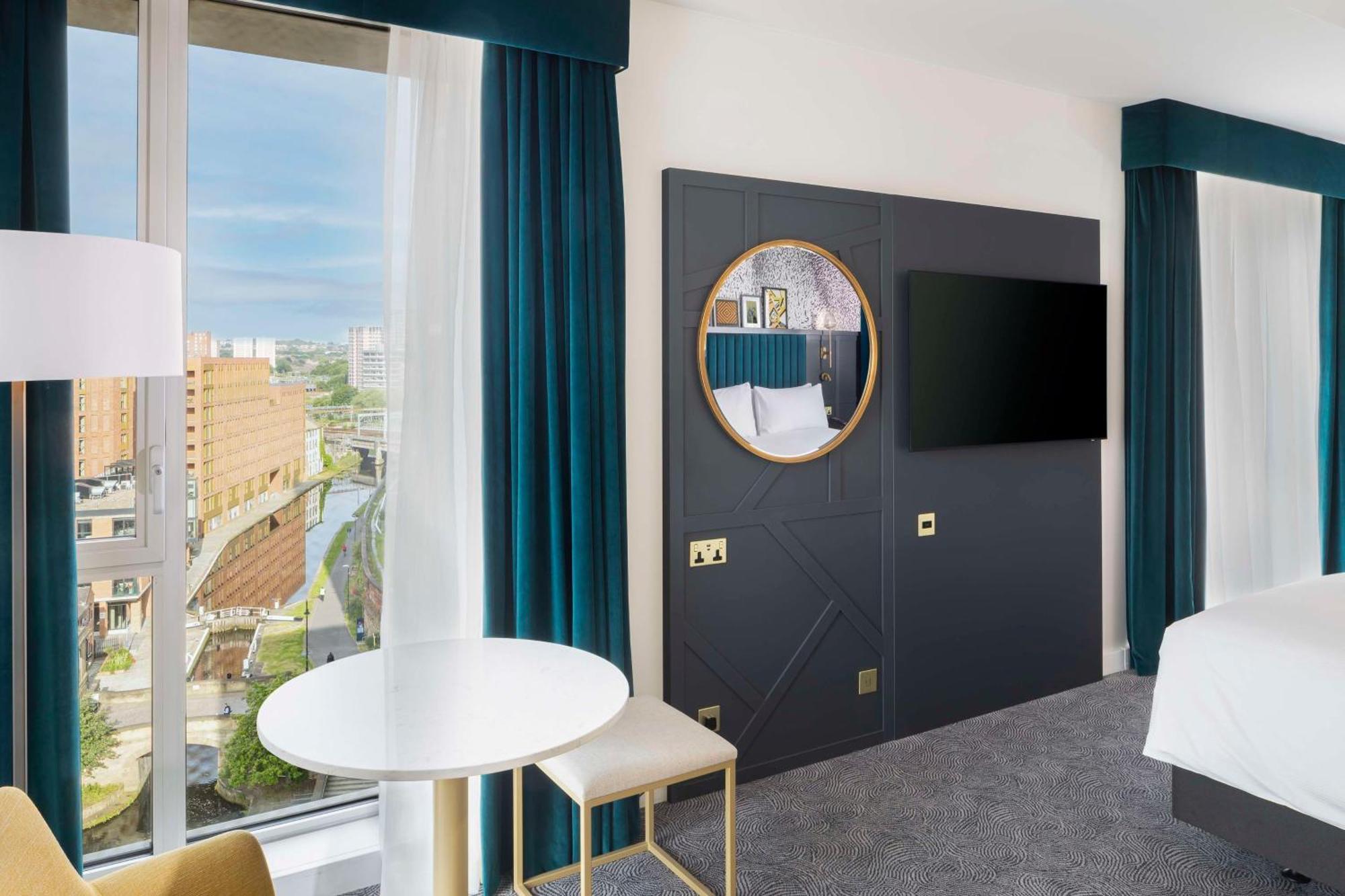Doubletree By Hilton Leeds Hotel Leeds  Exterior foto