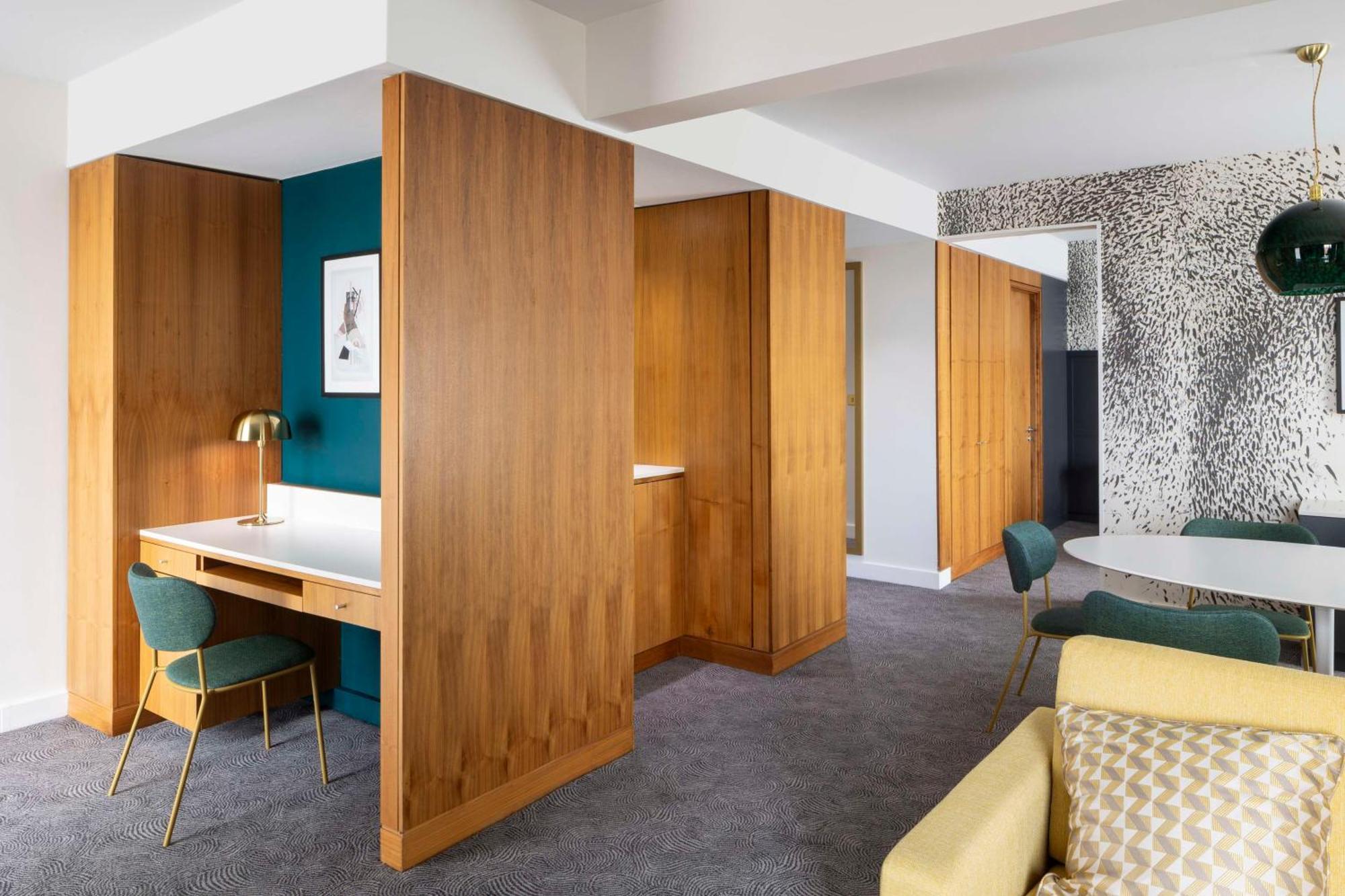 Doubletree By Hilton Leeds Hotel Leeds  Exterior foto