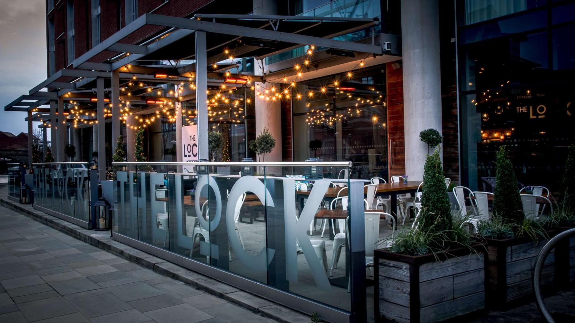 Doubletree By Hilton Leeds Hotel Leeds  Exterior foto